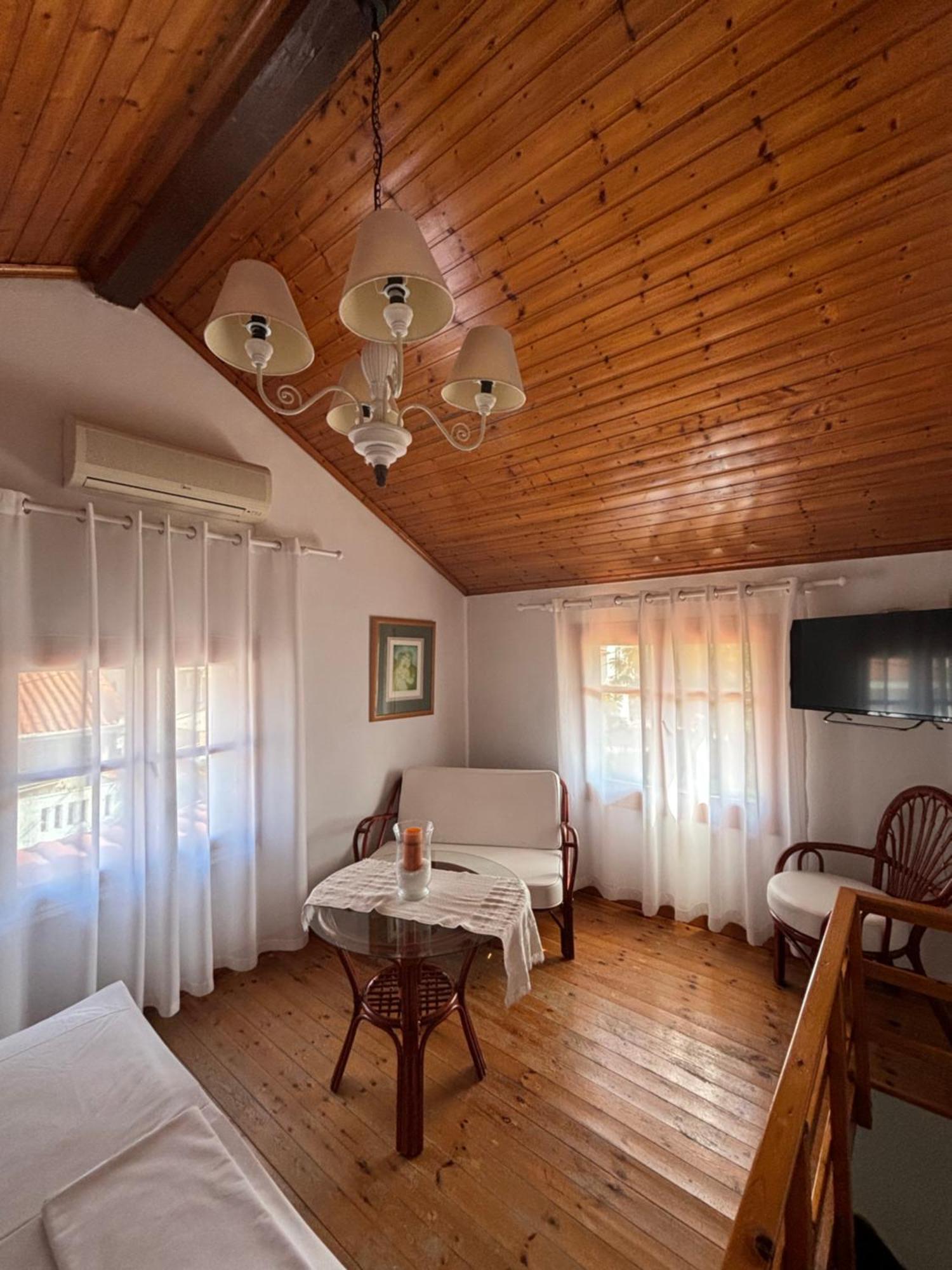 Marias Apartments Vasilika  Ngoại thất bức ảnh